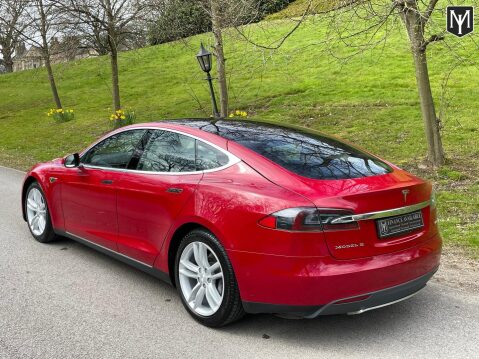 Tesla Model S 85D 6