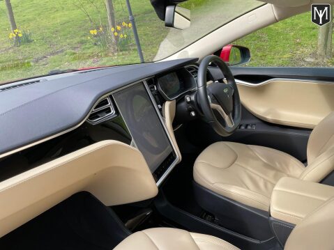 Tesla Model S 85D 17