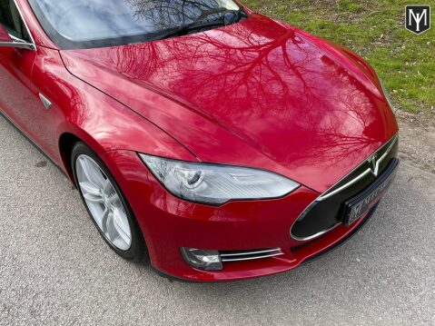 Tesla Model S 85D 32