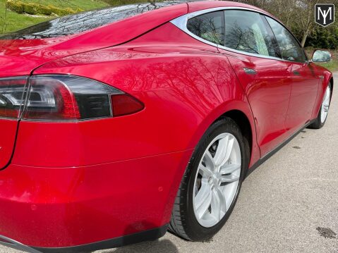Tesla Model S 85D 54