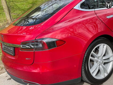 Tesla Model S 85D 67
