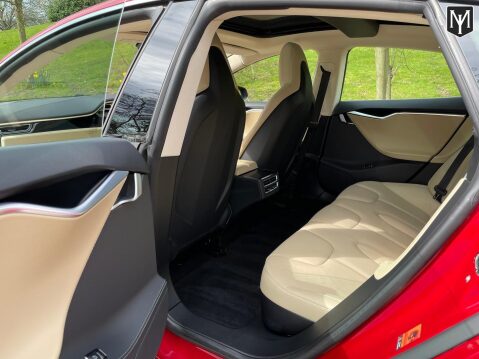 Tesla Model S 85D 77