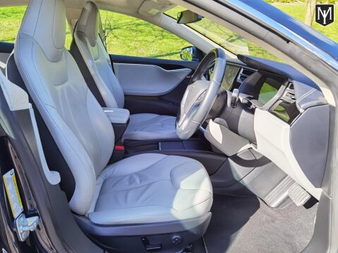 Tesla Model S P85 13