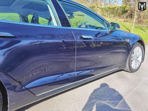 Tesla Model S P85 54