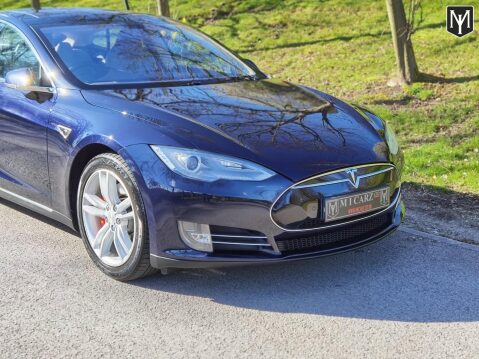 Tesla Model S P85 64