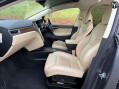 Tesla Model X 90D (Dual Motor) 9