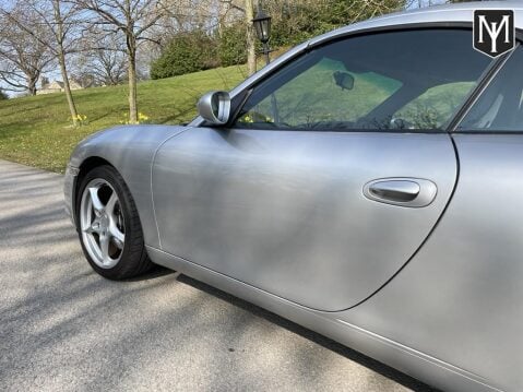 Porsche 911 CARRERA 2 50