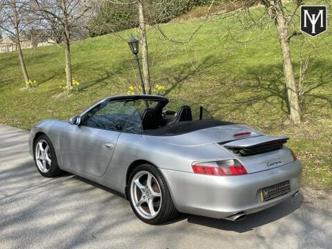 Porsche 911 CARRERA 2 76