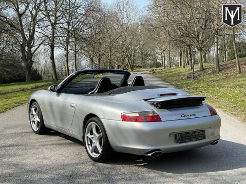 Porsche 911 CARRERA 2 88