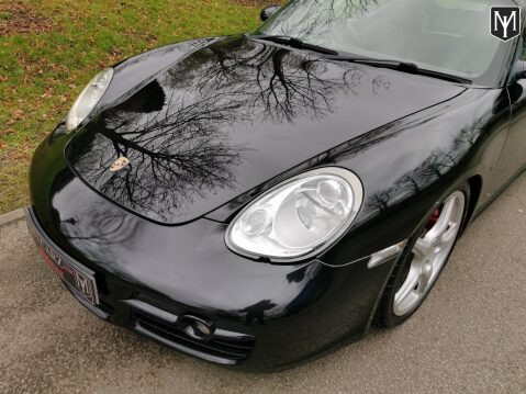 Porsche Cayman S 41