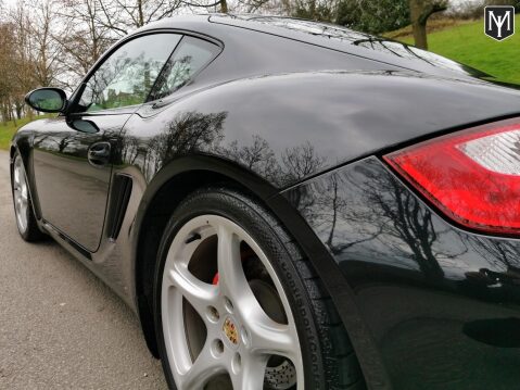 Porsche Cayman S 52