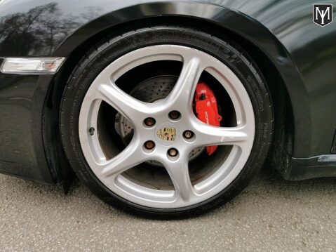 Porsche Cayman S 72