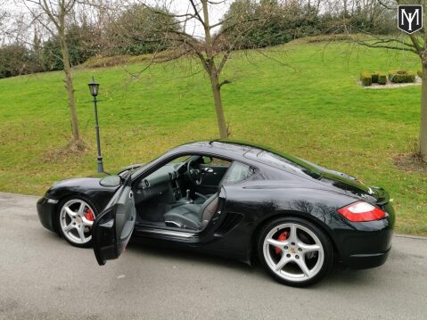 Porsche Cayman S 77