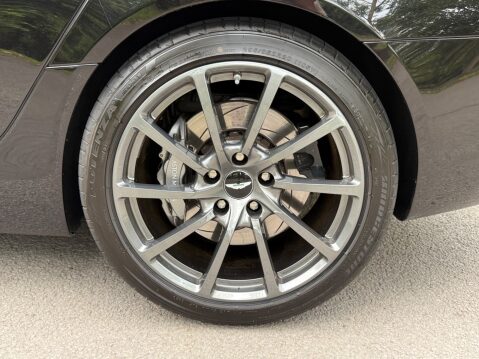 Aston Martin Rapide S V12 10