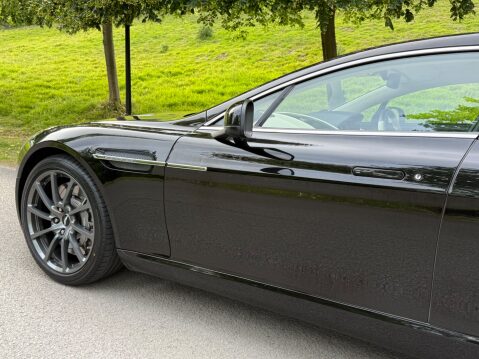 Aston Martin Rapide S V12 46