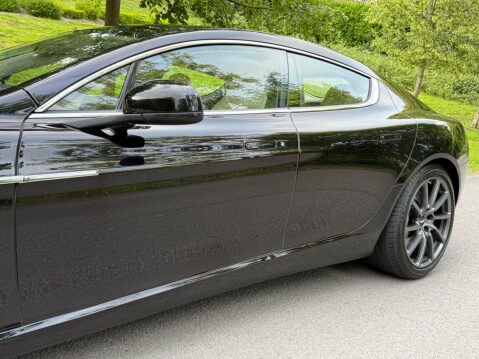 Aston Martin Rapide S V12 44