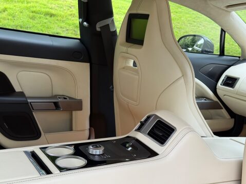 Aston Martin Rapide S V12 77