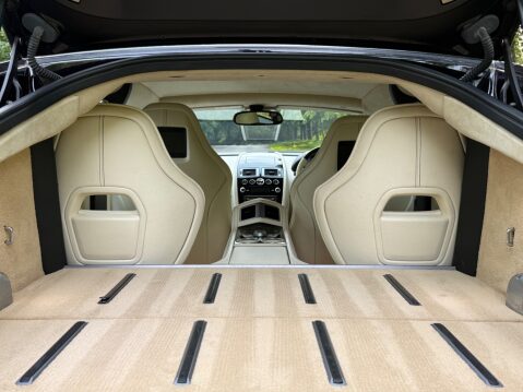 Aston Martin Rapide S V12 104