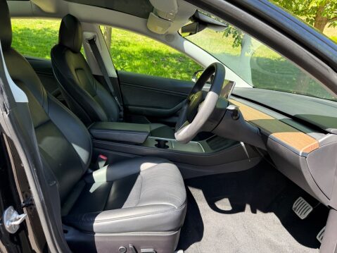 Tesla Model 3 PERFORMANCE AWD 10