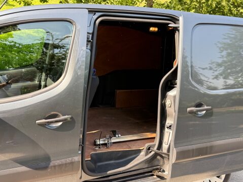 Citroen Berlingo 850 ENTERPRISE L1 BLUEHDI 19