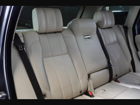Land Rover Range Rover 4.4 SD V8 Autobiography Auto 4WD Euro 6 (s/s) 5dr 16
