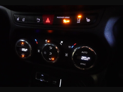 Jeep Renegade 1.4T MultiAirII Limited Euro 6 (s/s) 5dr 23
