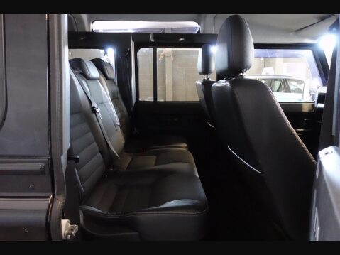 Land Rover Defender 2.4 TDCi XS 4WD MWB Euro 4 5dr 24