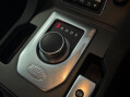 Land Rover Discovery 3.0 SD V6 XS Auto 4WD (s/s) 5dr 25