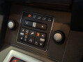 Land Rover Discovery 3.0 SD V6 XS Auto 4WD (s/s) 5dr 26