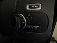 Land Rover Discovery 3.0 SD V6 XS Auto 4WD (s/s) 5dr 34