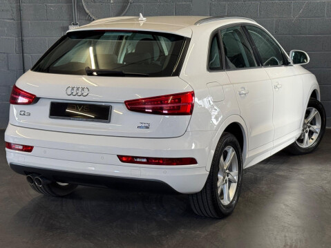 Audi Q3 2.0 TDI SE quattro Euro 6 (s/s) 5dr 4
