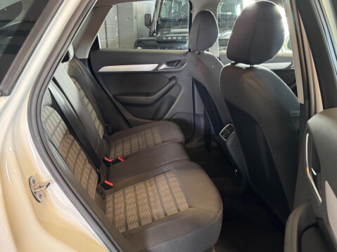 Audi Q3 2.0 TDI SE quattro Euro 6 (s/s) 5dr 18