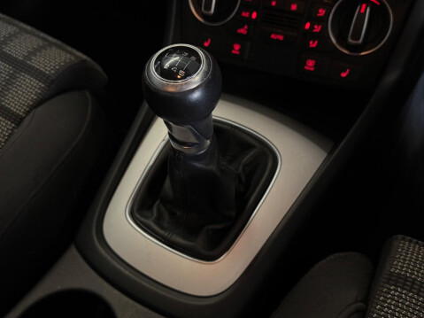 Audi Q3 2.0 TDI SE quattro Euro 6 (s/s) 5dr 23