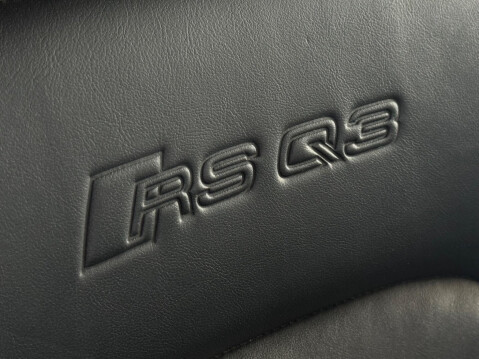 Audi RS Q3 2.5 TFSI S Tronic quattro Euro 5 (s/s) 5dr 11