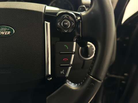 Land Rover Discovery SDV6 HSE LUXURY 22
