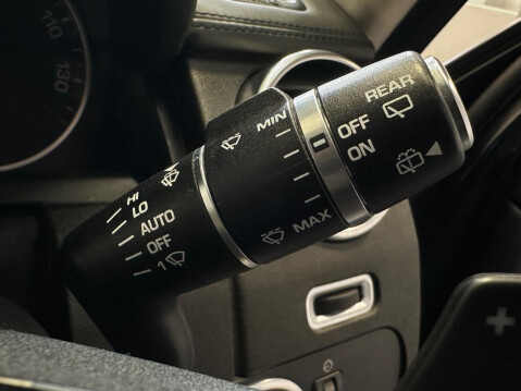 Land Rover Discovery SDV6 HSE LUXURY 24