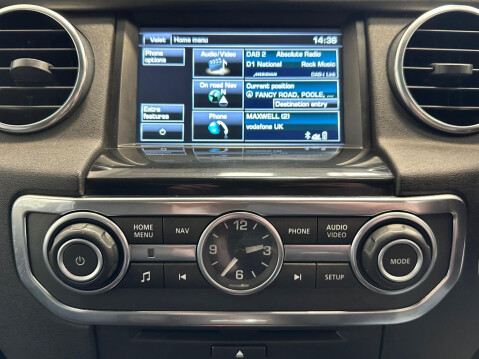 Land Rover Discovery SDV6 HSE LUXURY 30