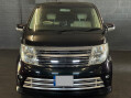 Nissan Elgrand 3