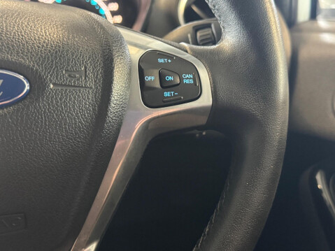 Ford Fiesta 1.6 Titanium Powershift Euro 5 5dr 21