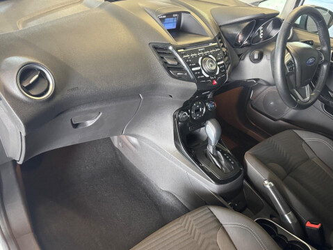 Ford Fiesta 1.6 Titanium Powershift Euro 5 5dr 15