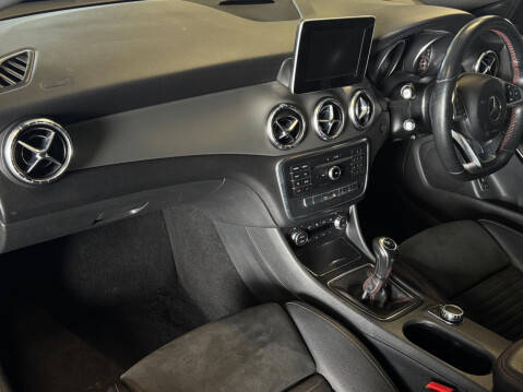 Mercedes-Benz CLA Class 2.1 CLA200d AMG Line Shooting Brake Euro 6 (s/s) 5dr 13