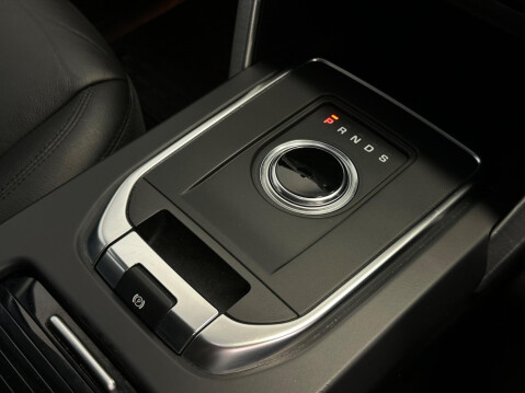 Land Rover Discovery Sport TD4 SE TECH 22