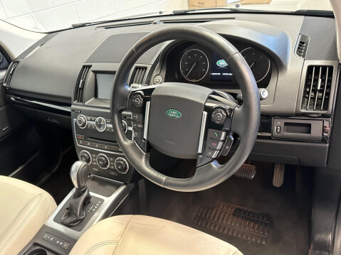 Land Rover Freelander 2 SD4 HSE LUXURY 10