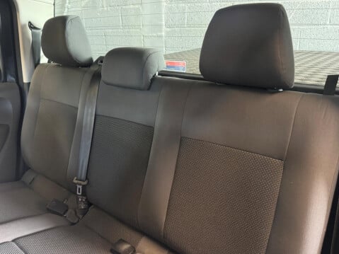 Volkswagen Amarok 2.0 BiTDI Trendline 4Motion Selectable Euro 5 4dr 18