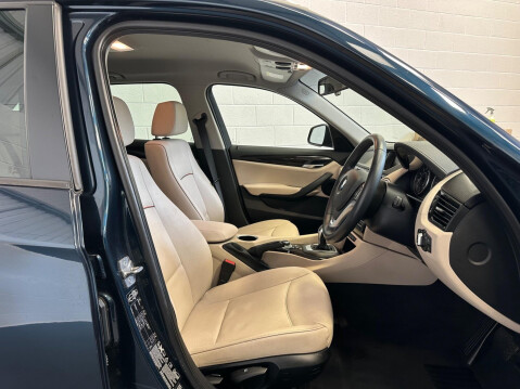 BMW X1 XDRIVE18D XLINE 7
