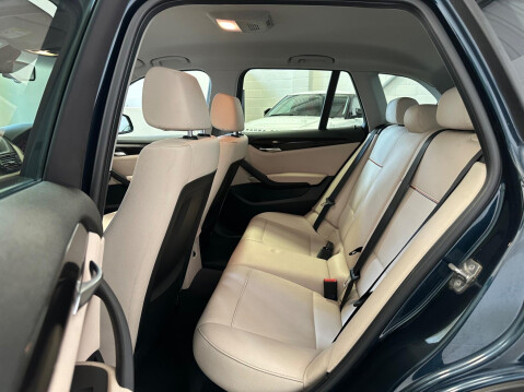 BMW X1 XDRIVE18D XLINE 15