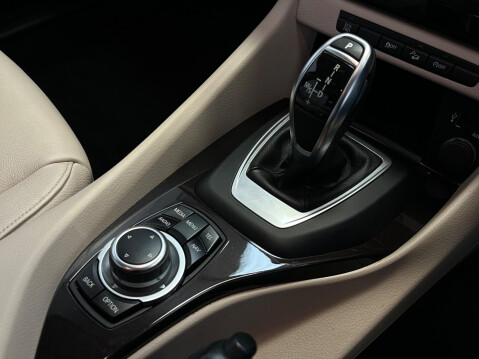 BMW X1 XDRIVE18D XLINE 21