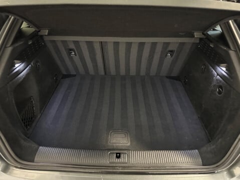 Audi A3 TDI QUATTRO S LINE 19