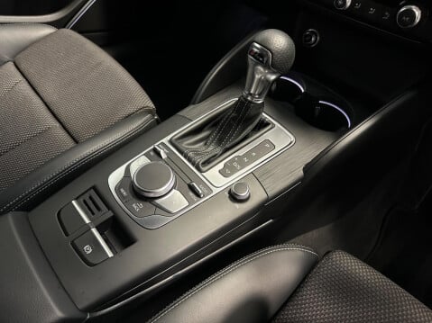 Audi A3 TDI QUATTRO S LINE 25