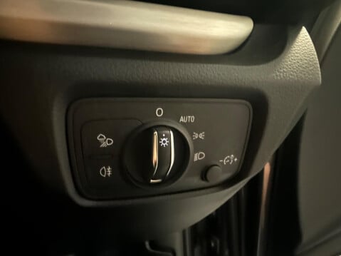 Audi A3 TDI QUATTRO S LINE 35